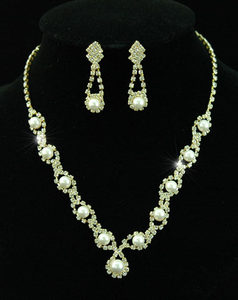 Faux Pearl Crystal Gold Plate Necklace Earrings Set XS1136