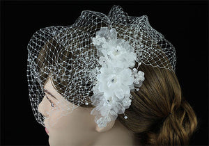 Bridal Wedding Birdcage Netting Veil with Feathers Fascinator Flower XT1576