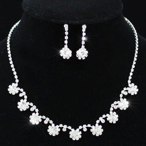Bridal Crystal Rhinestone Necklace Earrings Set XS1088