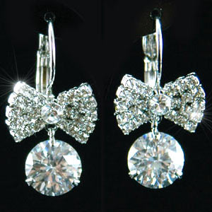 Bow Earrings use Austrian Crystal XE119