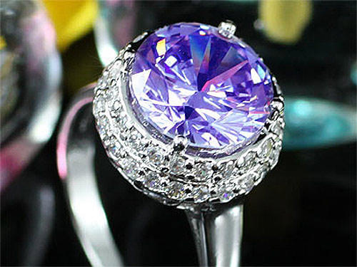 3.5 Carat Sparkling Purple Created Sapphire Ring XR137